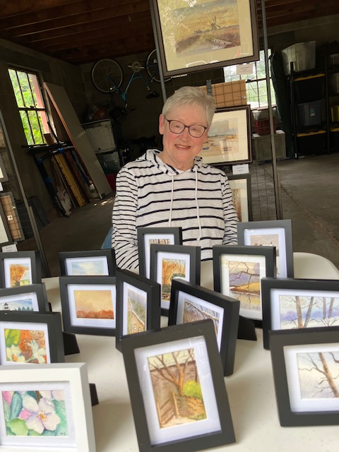 Joan_wth_Tiny_Paintings